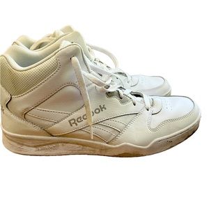 Gently used Reebok Royal BB4500 Men size 12 White